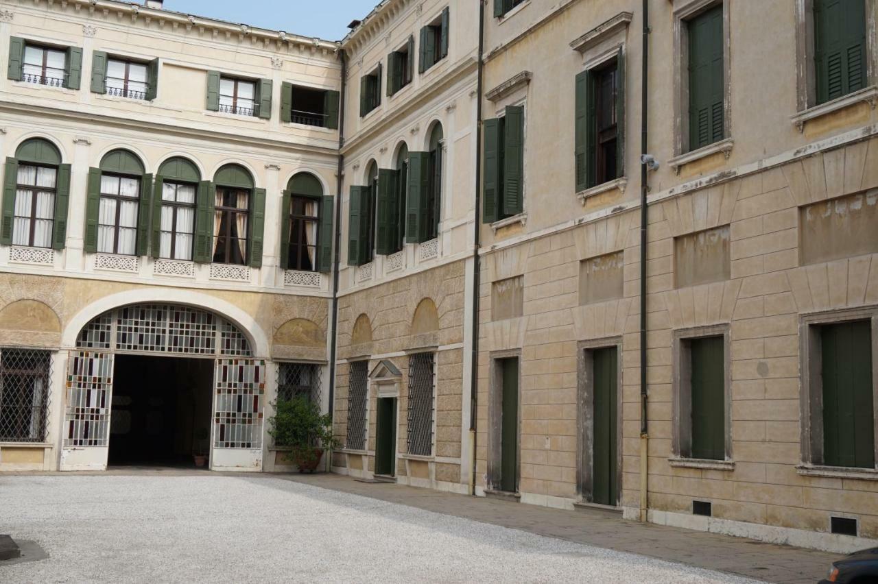 Palazzo Mantua Benavides Suites&Apartments Padova Esterno foto